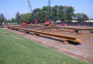 BNSF Truss Setup 2012 058.jpg